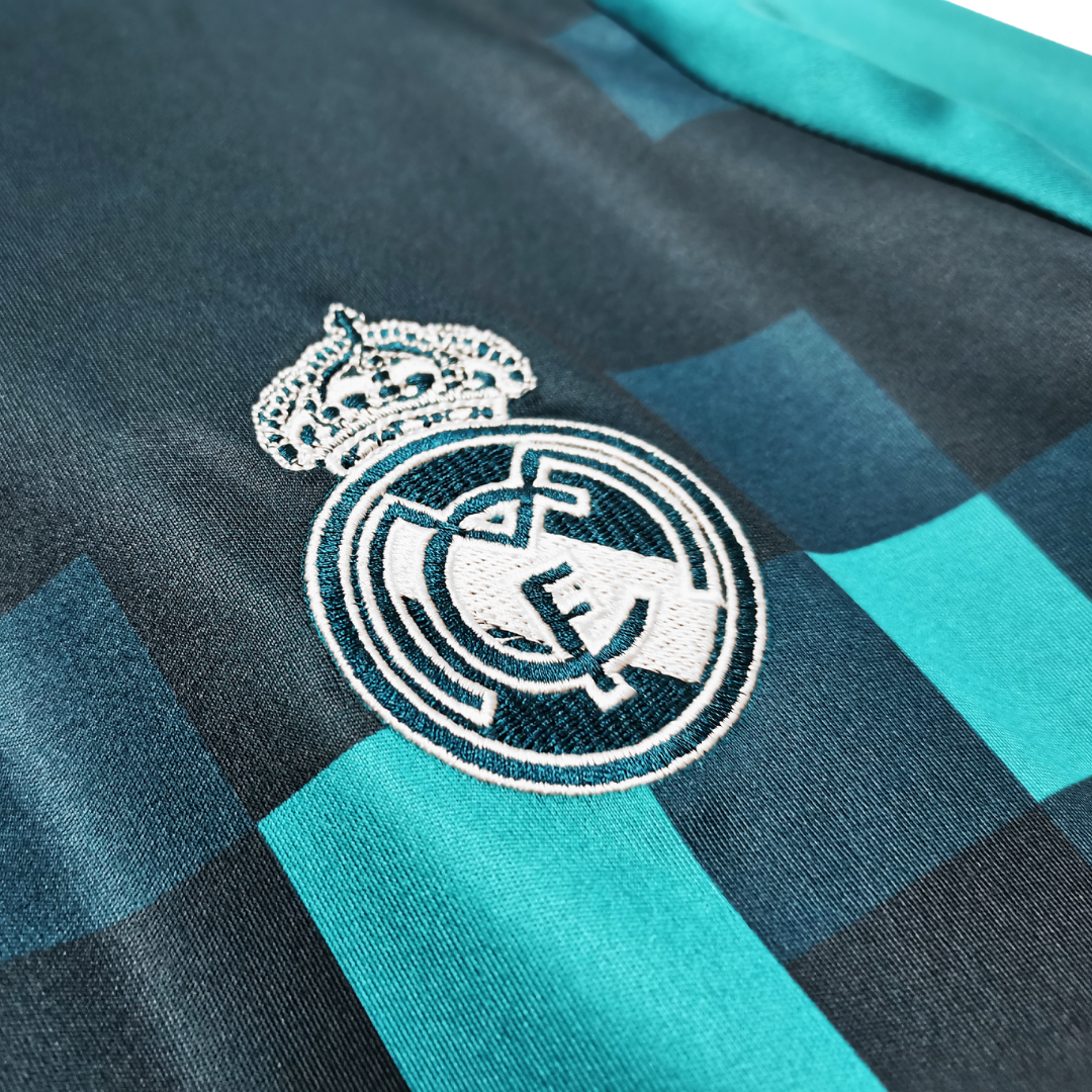 Camisa Retrô Real Madrid Manga Longa 2017/18 Third