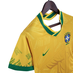 Camisa Feminina Seleção Brasil 2022/22 Amarelo Conceito