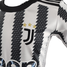 Conjunto Infantil Juventus 2022/23 - Home