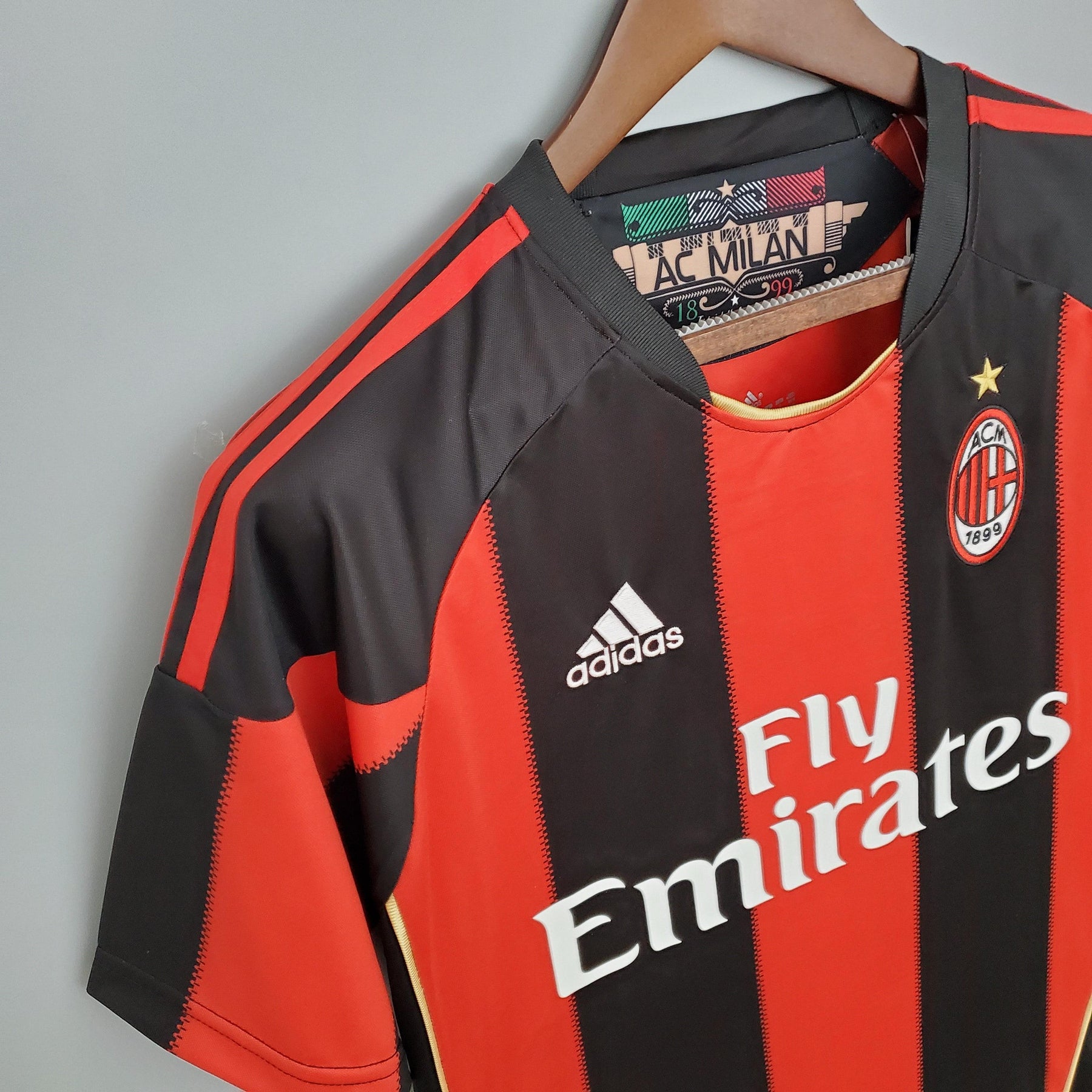 Camisa Retrô AC Milan 2010/11 Home - ResPeita Sports