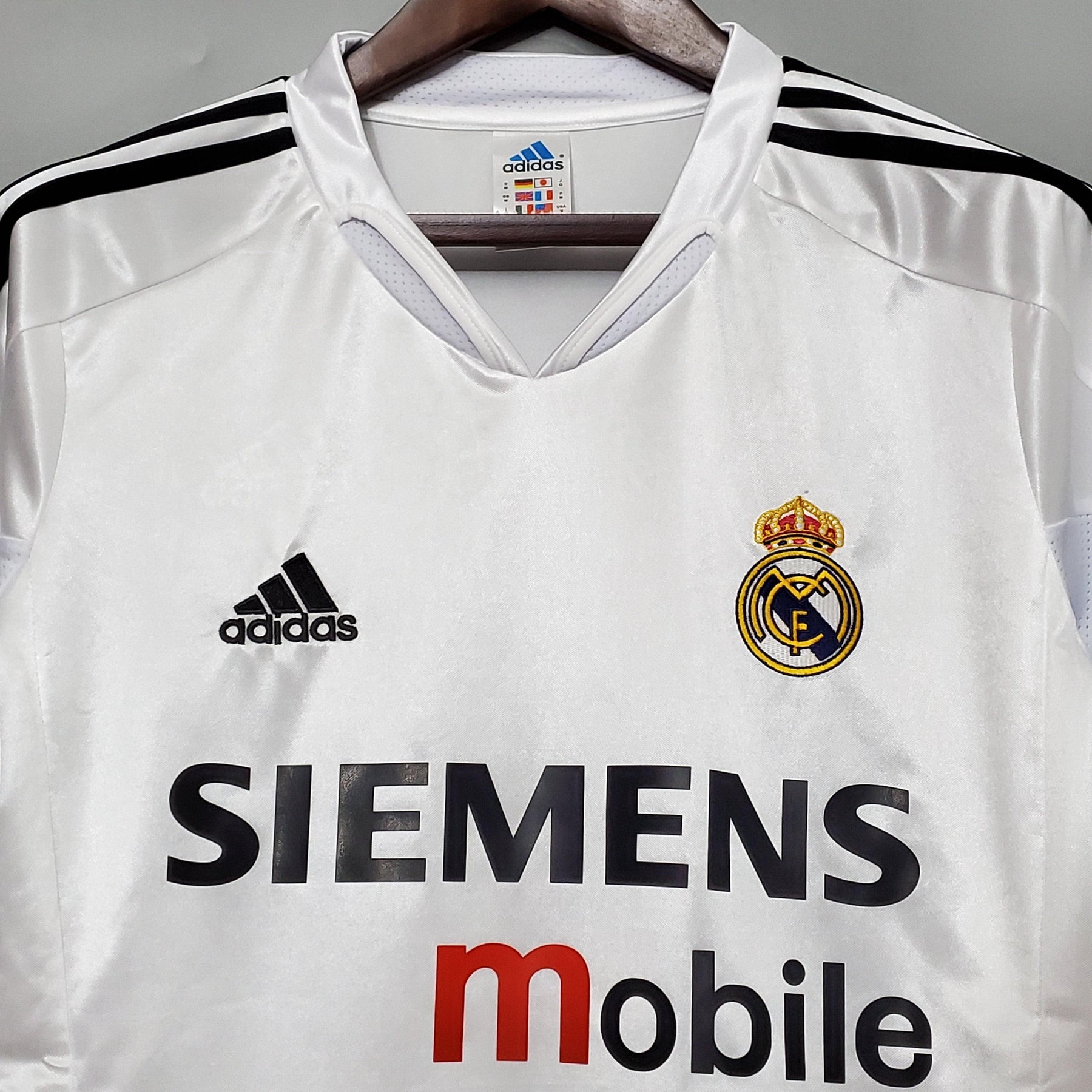 Camisa Retrô Real Madrid 2004/05 Home - ResPeita Sports